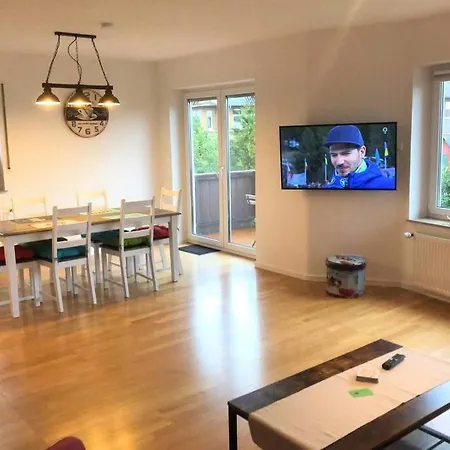 Exklusive Ferienwohnung In Einbeck, 3 Schlafzimmer Mit Balkon! Exterior photo